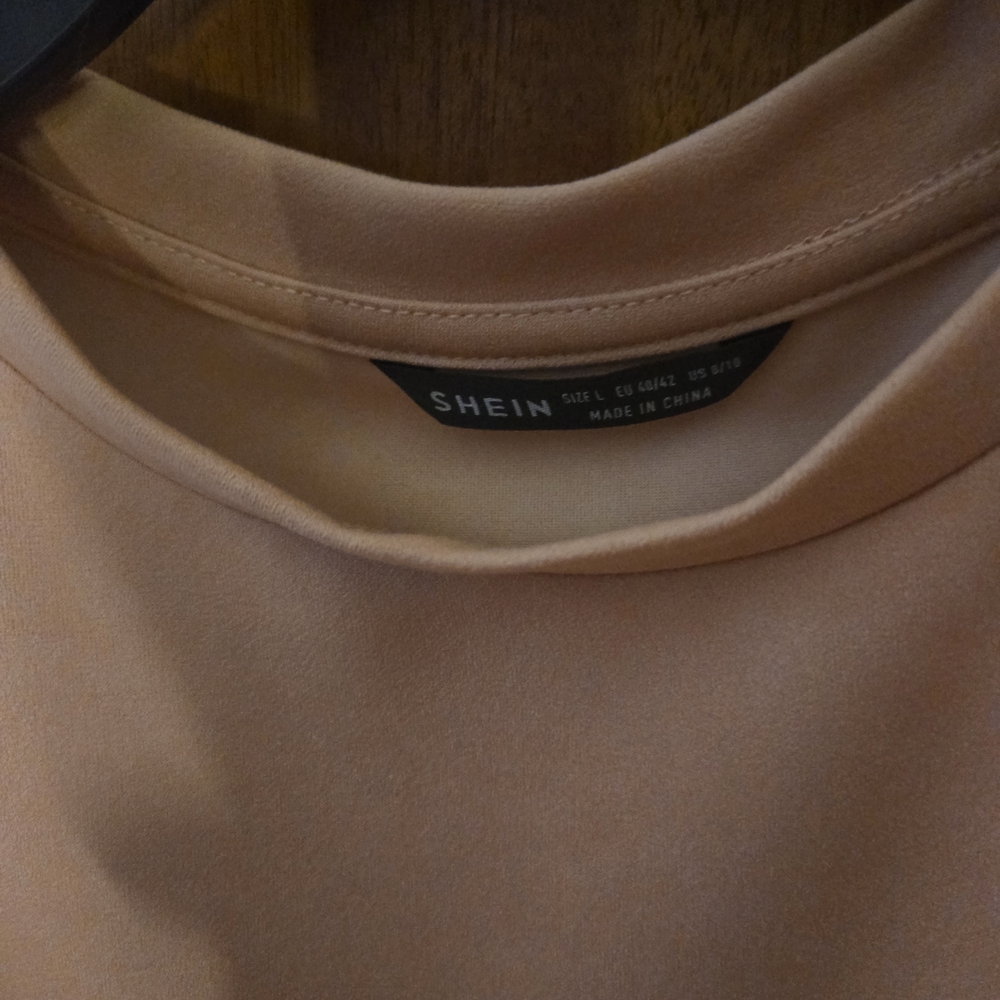 Elegant Pink Ruffle Top - Picture 3 of 5